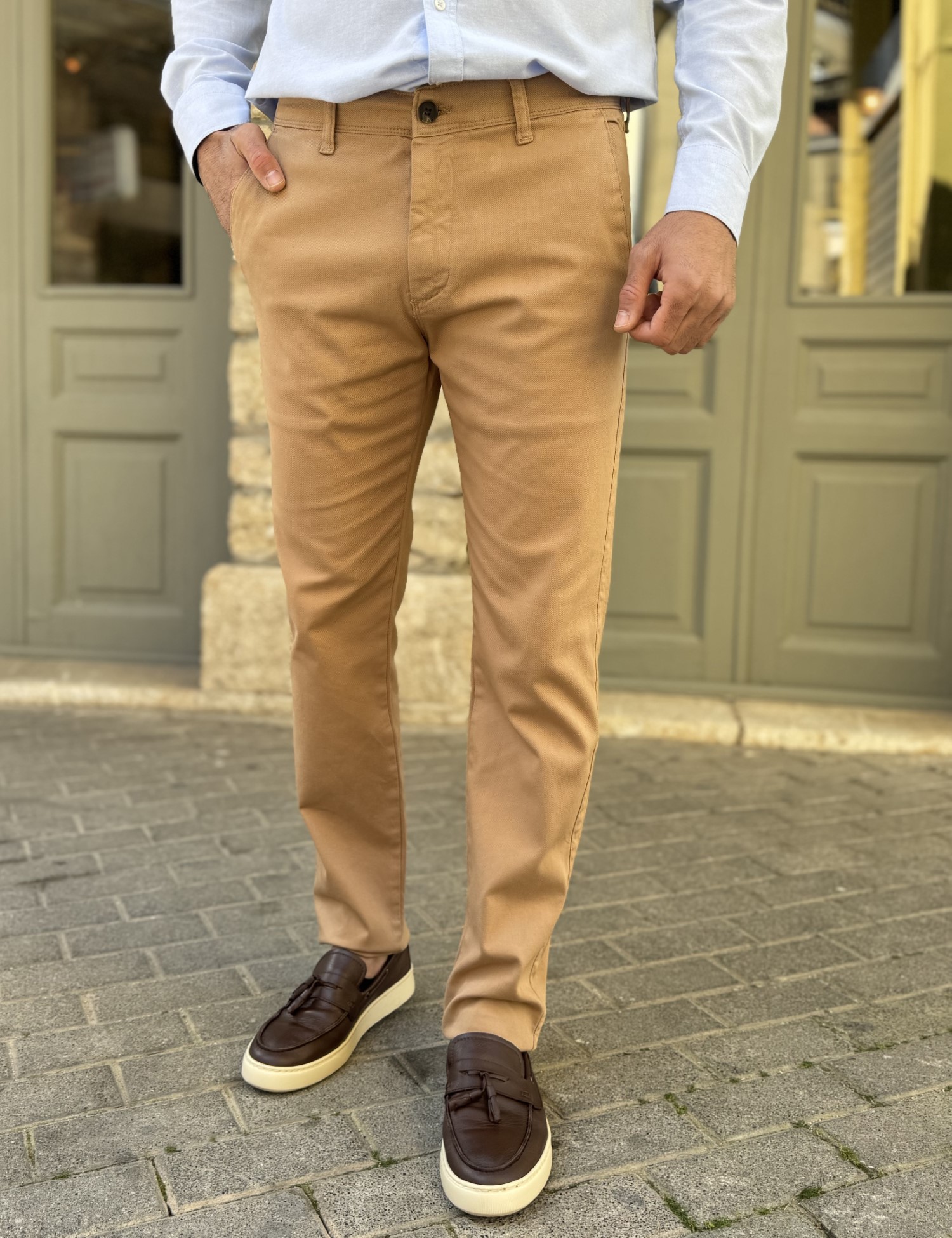 Ανδρικό κάμελ παντελόνι υφασμάτινο Chinos Regular 2517T